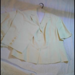 Summer pants suit. yellowy green.
